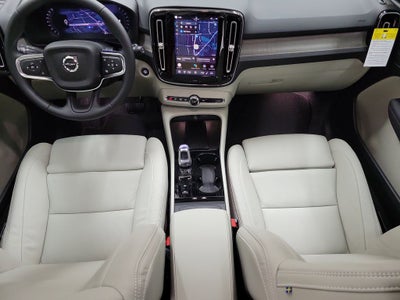 2026 Volvo XC40 B5 Plus