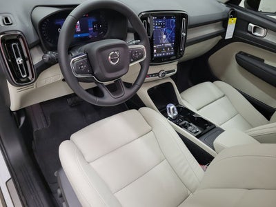 2026 Volvo XC40 B5 Plus