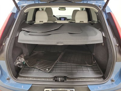 2024 Volvo XC40 B5 Plus Bright Theme
