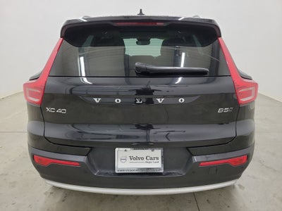 2025 Volvo XC40 B5 Plus Bright Theme