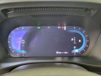 2025 Volvo XC40 B5 Core