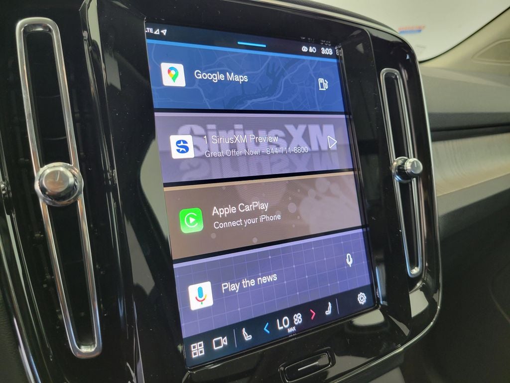 2025 Volvo XC40 B5 Core