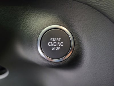 2025 Volvo XC40 B5 Core