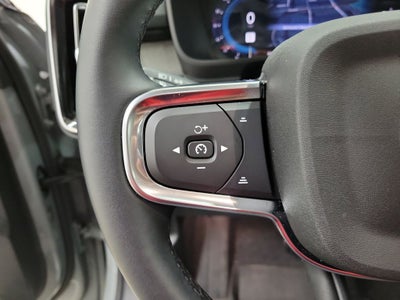 2025 Volvo XC40 B5 Core