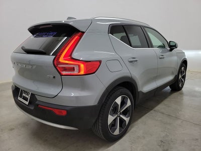 2025 Volvo XC40 B5 Core