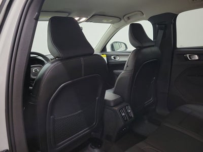 2026 Volvo XC40 B5 Core