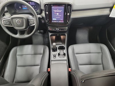 2026 Volvo XC40 B5 Core