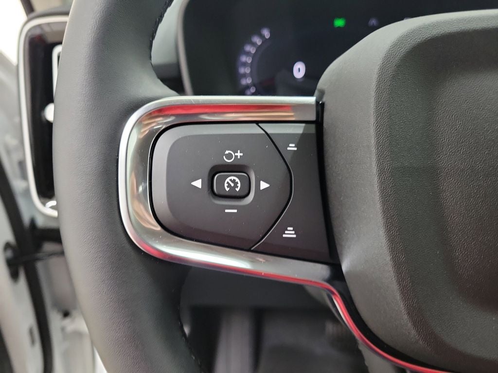 2026 Volvo XC40 B5 Core