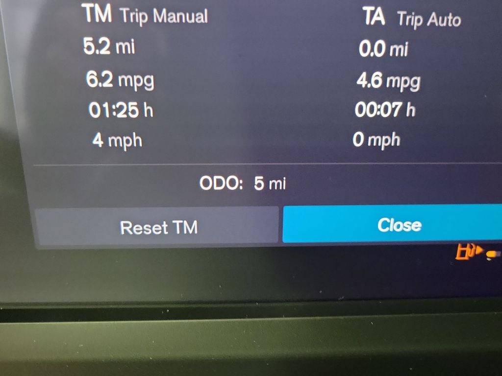 2026 Volvo XC40 B5 Core