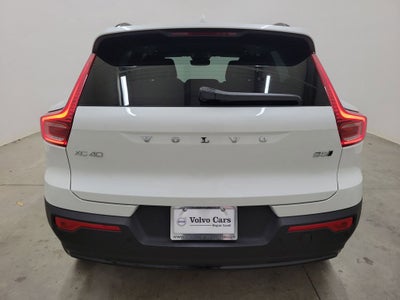 2026 Volvo XC40 B5 Core