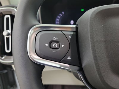 2026 Volvo XC40 B5 Ultra