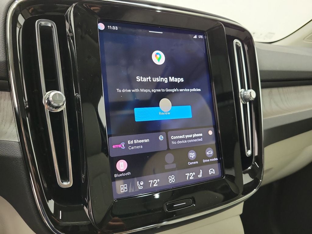 2026 Volvo XC40 B5 Ultra