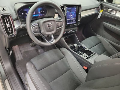 2026 Volvo XC40 B5 Ultra