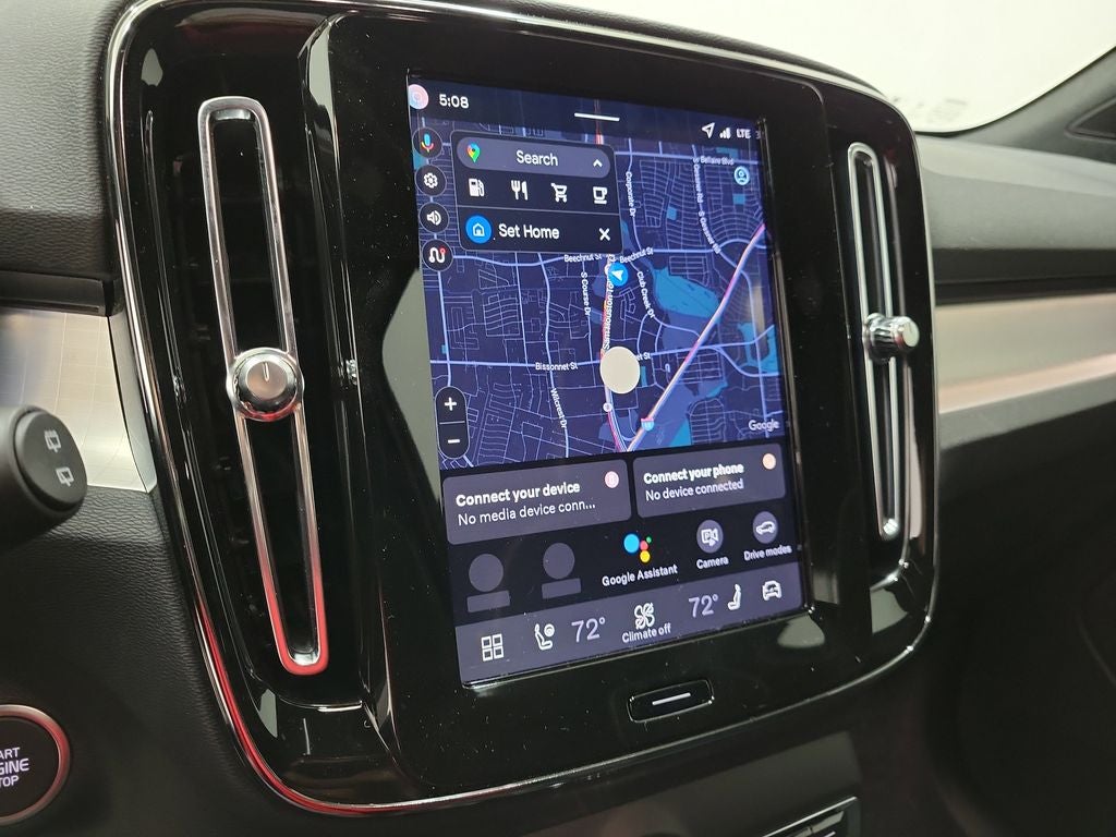 2026 Volvo XC40 B5 Ultra