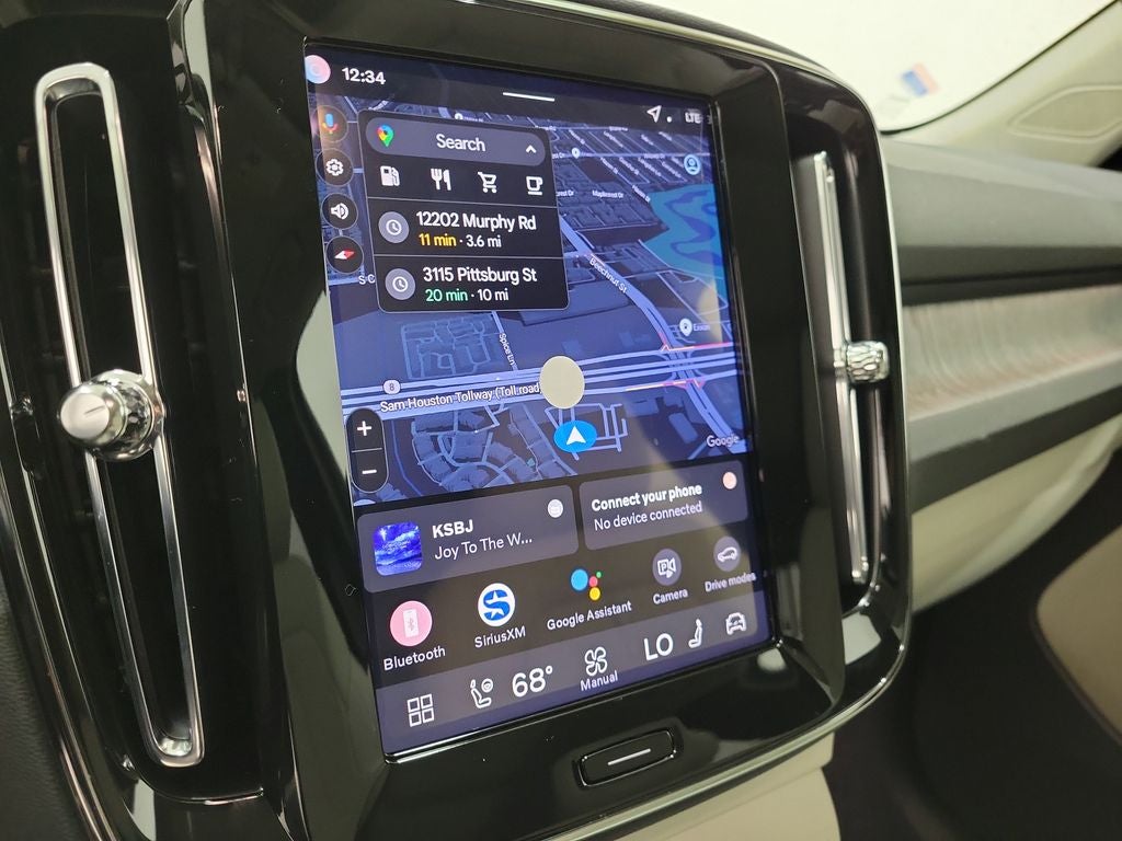 2026 Volvo XC40 B5 Ultra