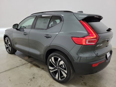 2026 Volvo XC40 B5 Ultra