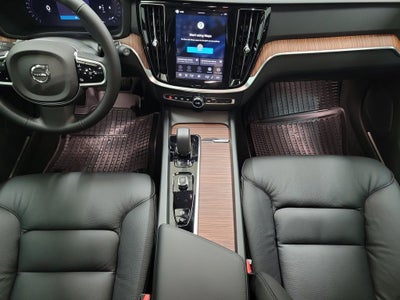 2026 Volvo V60 Cross Country B5 Plus