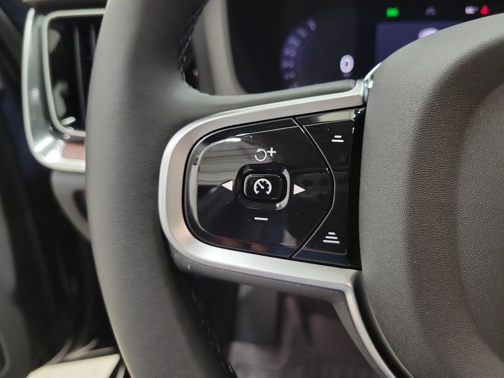 2026 Volvo V60 Cross Country B5 Plus