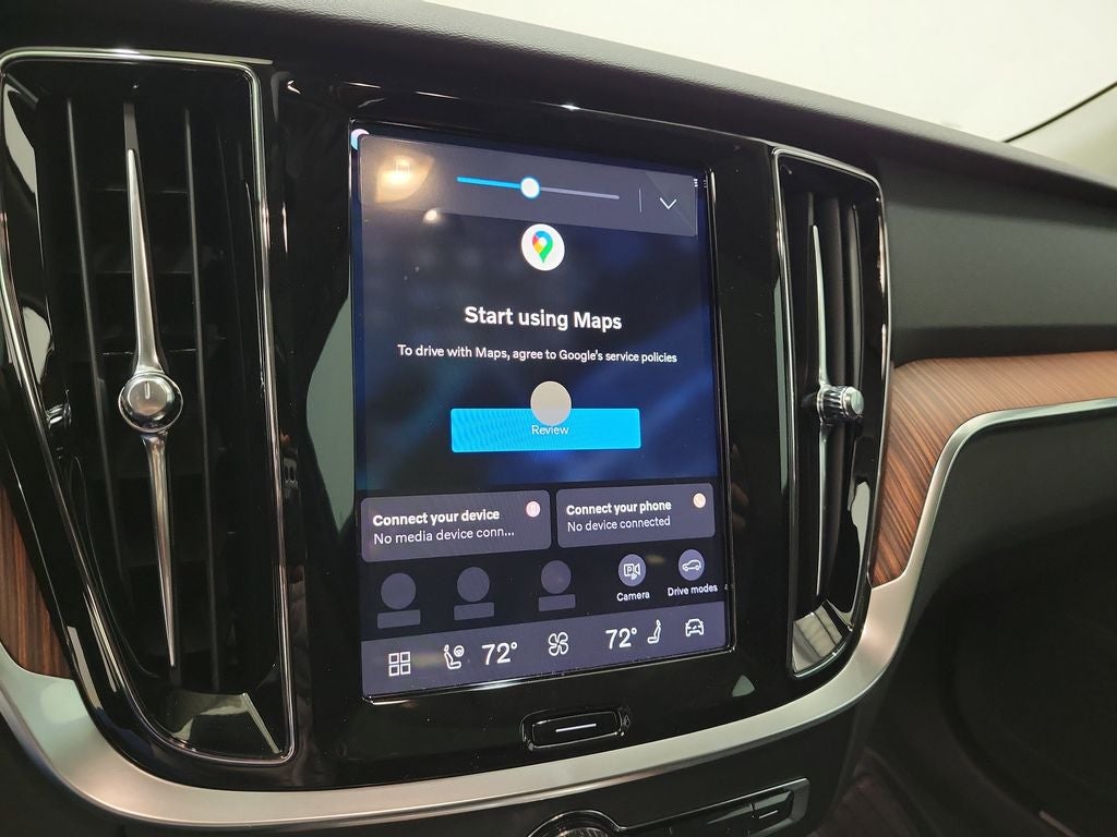 2026 Volvo V60 Cross Country B5 Plus