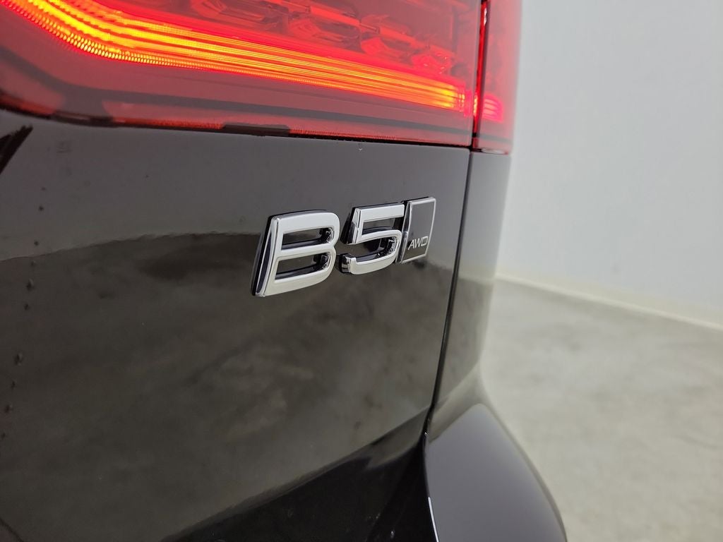 2026 Volvo V60 Cross Country B5 Plus