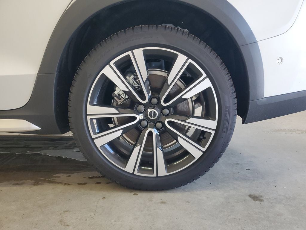 2025 Volvo V60 Cross Country AWD Ultra