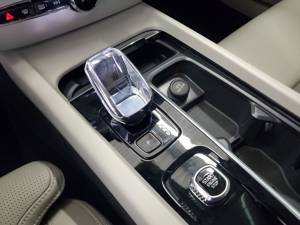 2025 Volvo V60 Cross Country AWD Ultra