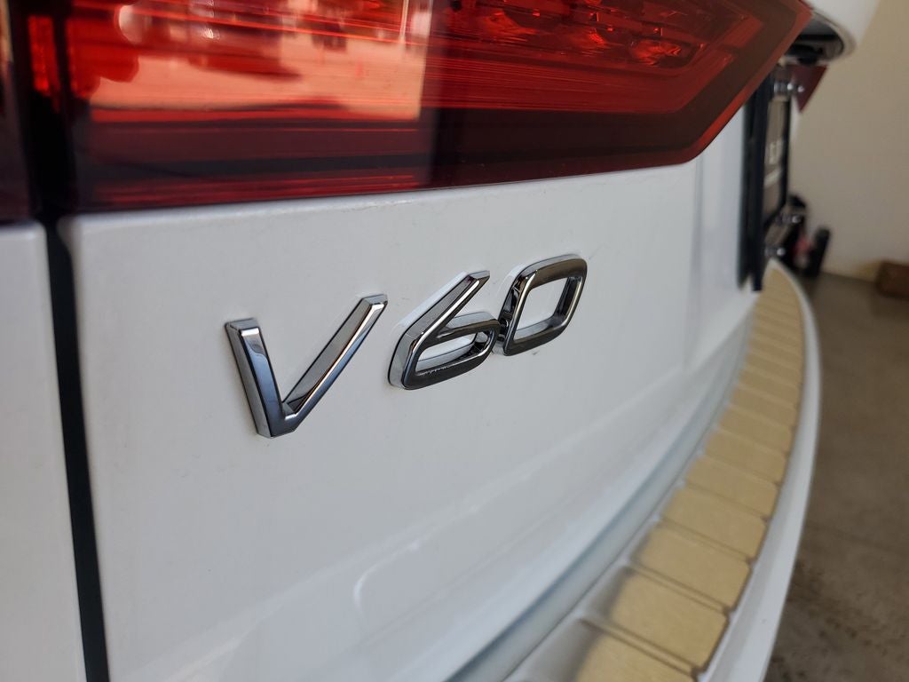 2025 Volvo V60 Cross Country AWD Ultra