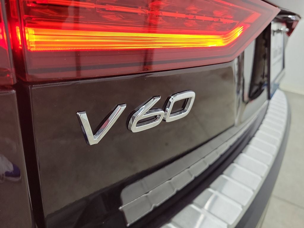2026 Volvo V60 Cross Country B5 Ultra