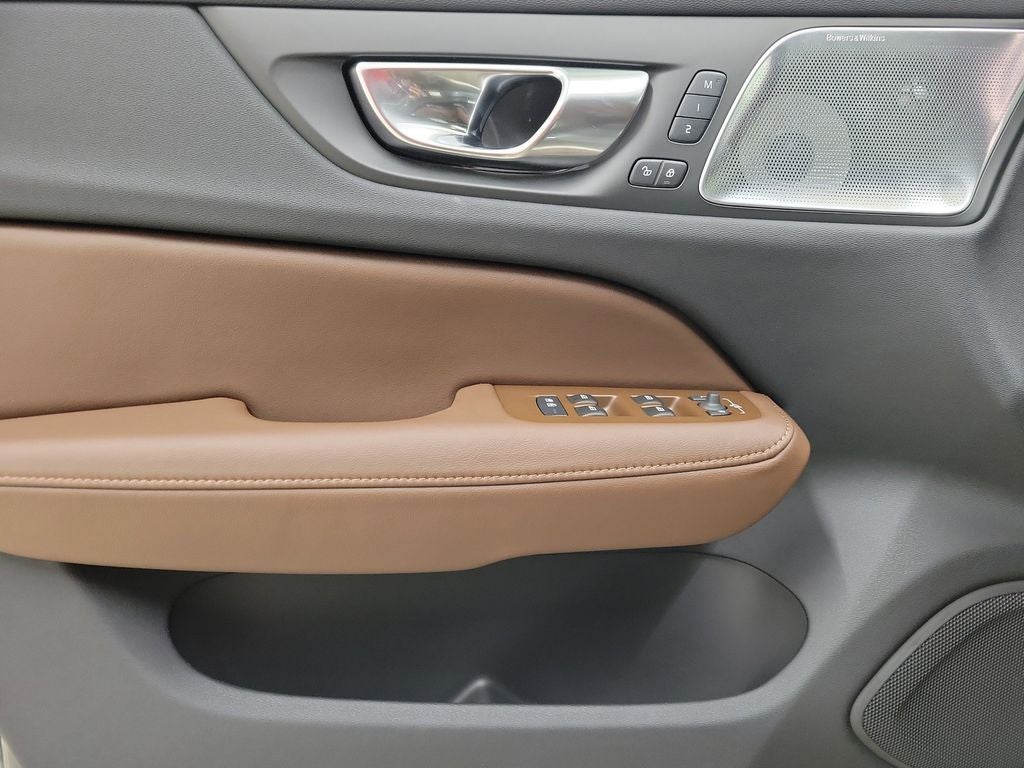 2026 Volvo V60 Cross Country B5 Ultra