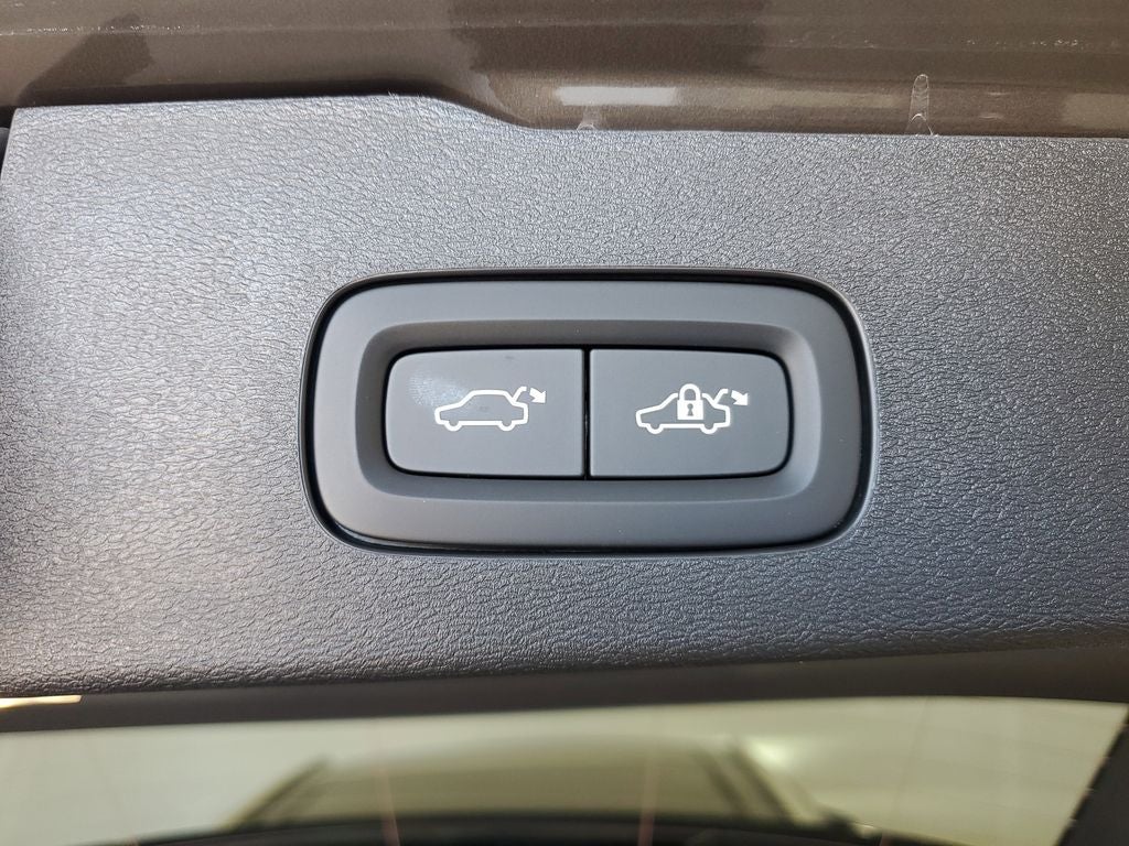 2025 Volvo V60 Cross Country AWD Ultra