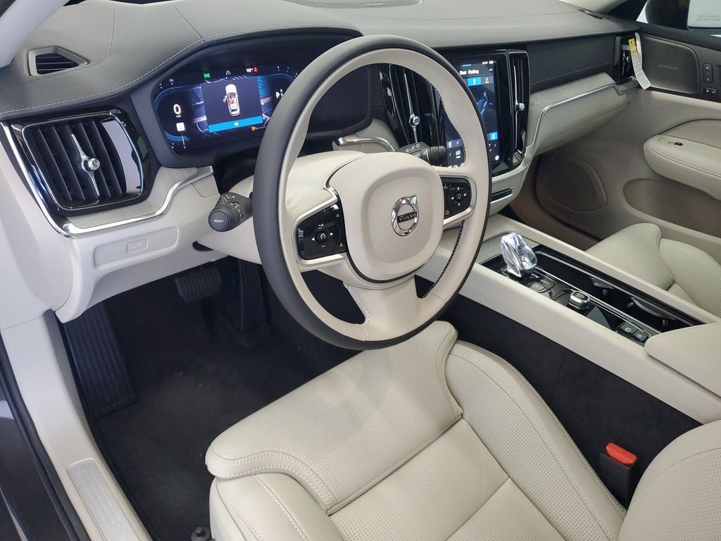 2025 Volvo V60 Cross Country AWD Ultra