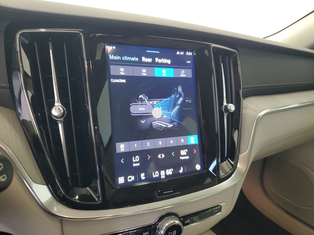 2025 Volvo V60 Cross Country AWD Ultra