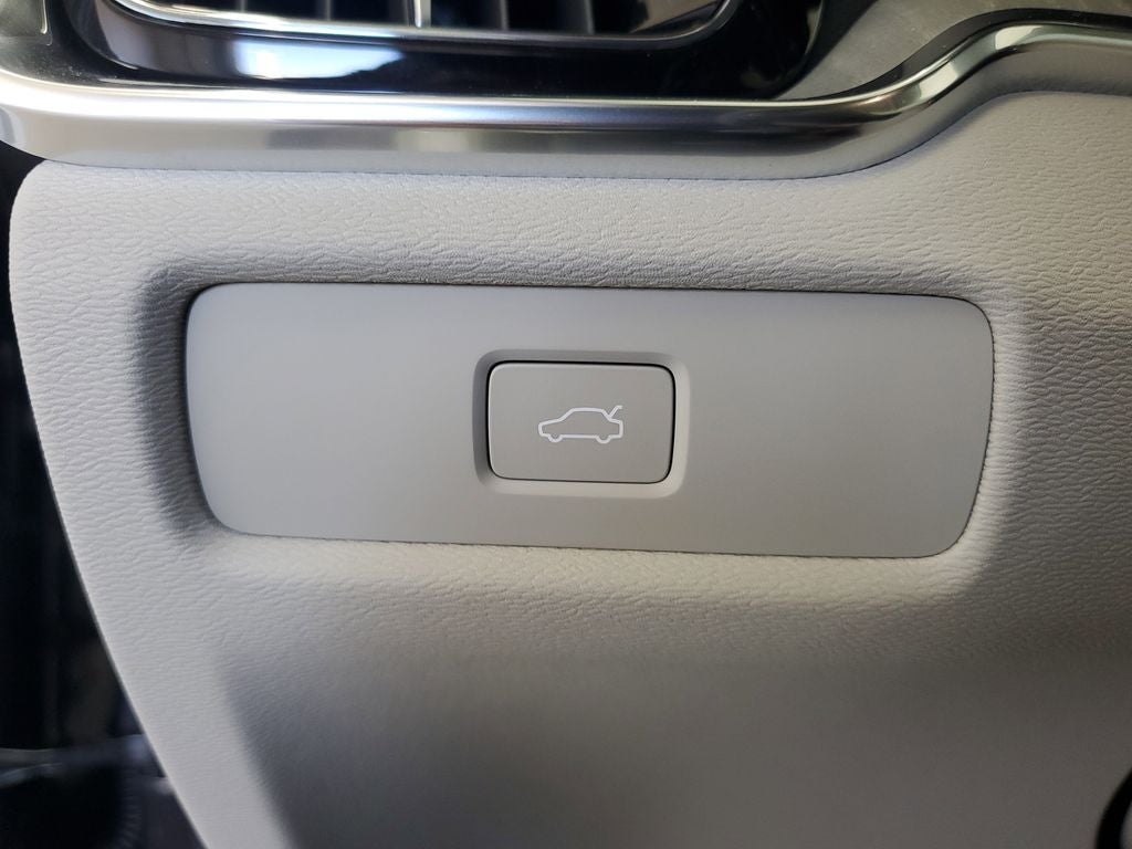 2025 Volvo V60 Cross Country AWD Ultra