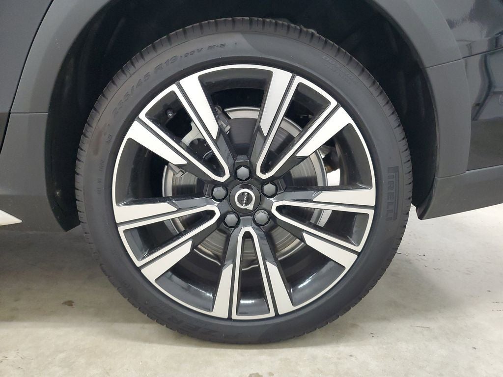 2025 Volvo V60 Cross Country AWD Ultra