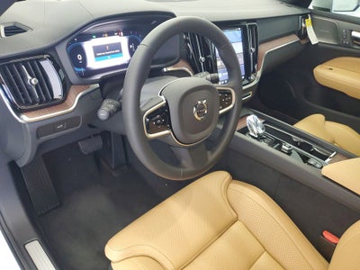 2025 Volvo V60 Cross Country AWD Ultra