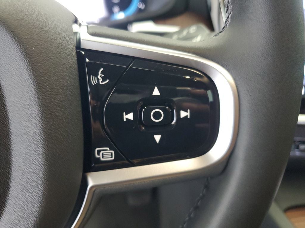 2025 Volvo V60 Cross Country AWD Ultra