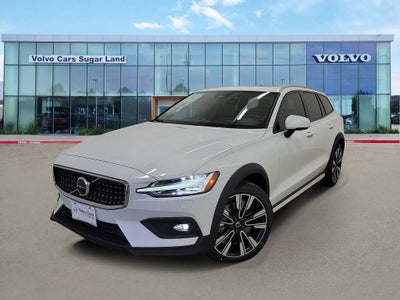 2026 Volvo V60 Cross Country B5 Ultra