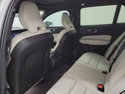 2026 Volvo V60 Cross Country B5 Ultra