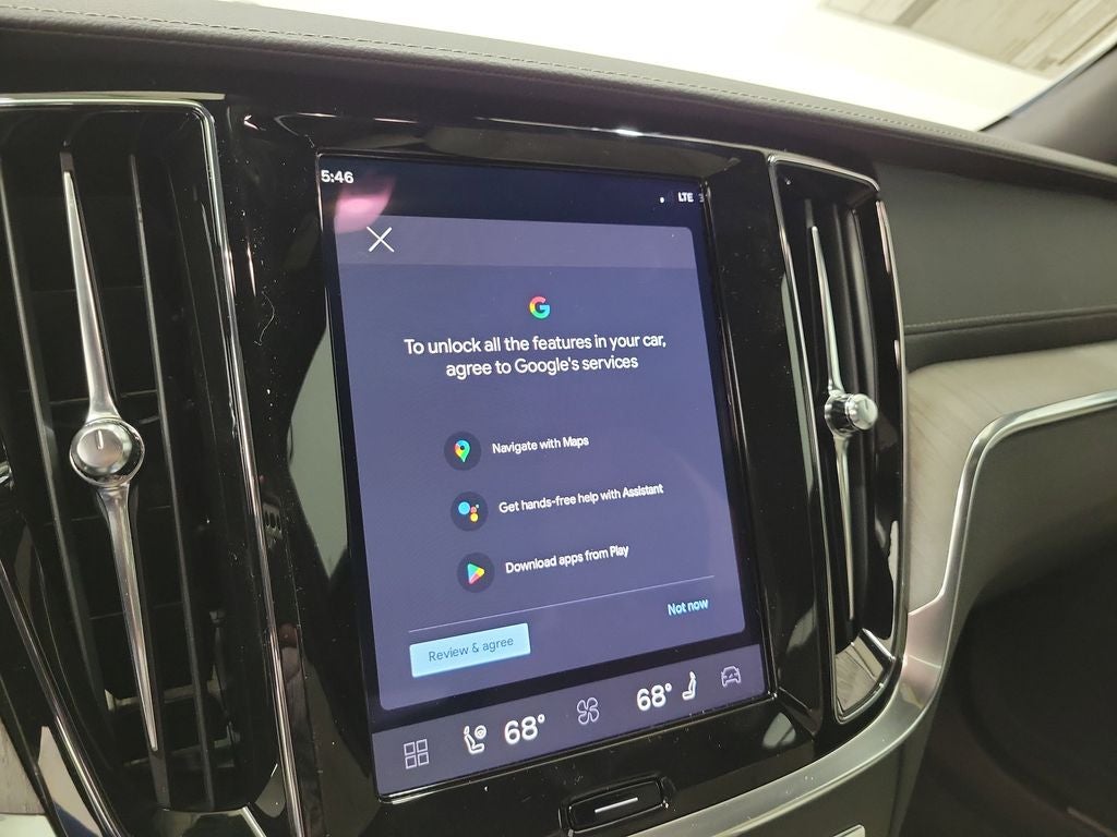 2026 Volvo V60 Cross Country B5 Ultra