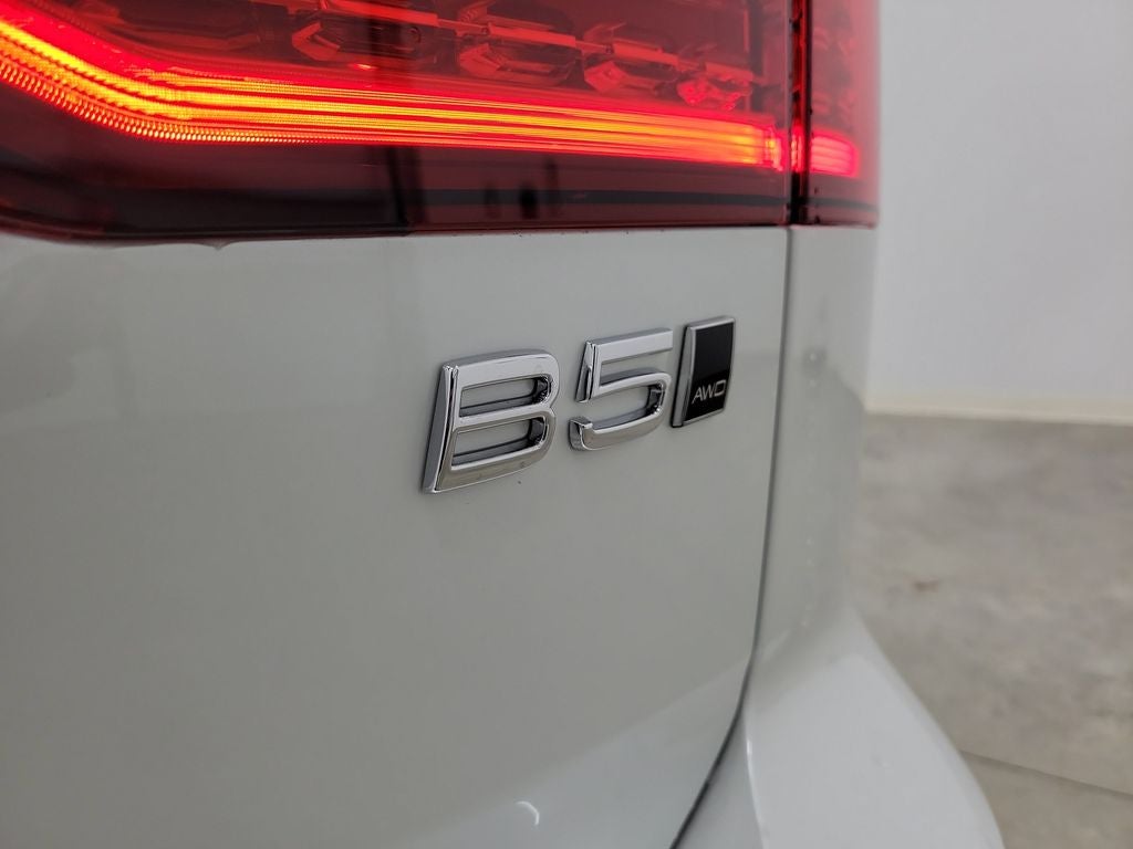 2026 Volvo V60 Cross Country B5 Ultra