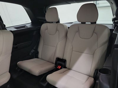 2026 Volvo XC90 B5 Plus