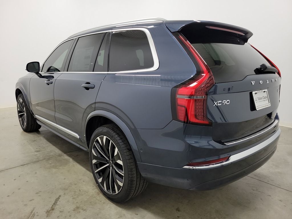 2026 Volvo XC90 B5 Plus
