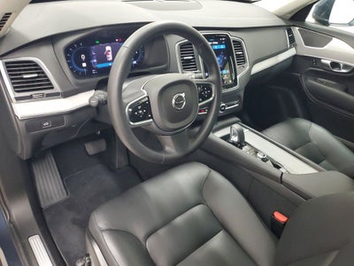 2025 Volvo XC90 B5 Core