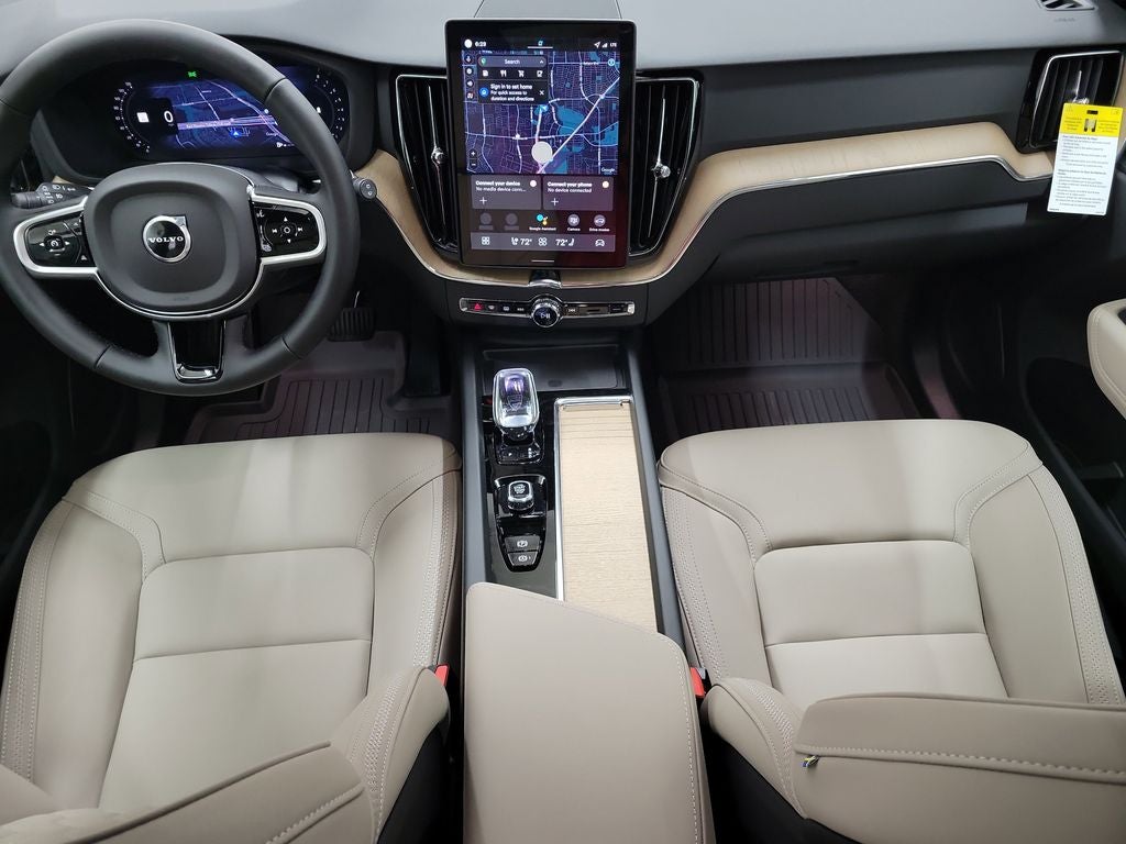 2026 Volvo XC60 B5 Plus