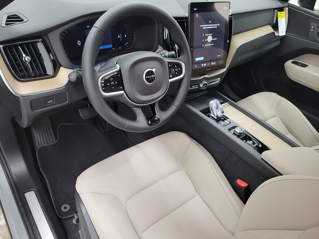 2026 Volvo XC60 B5 Plus