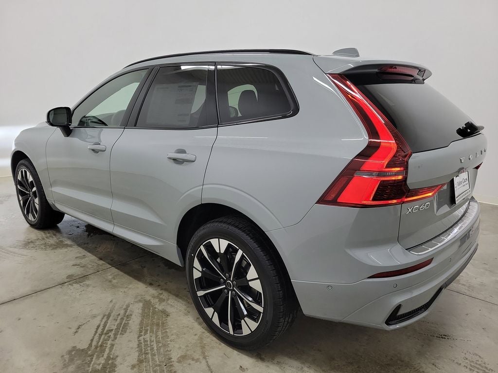 2026 Volvo XC60 B5 Plus