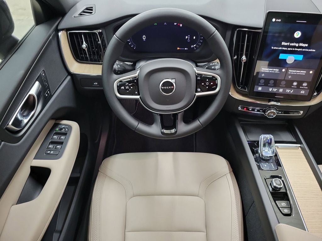 2026 Volvo XC60 B5 Plus