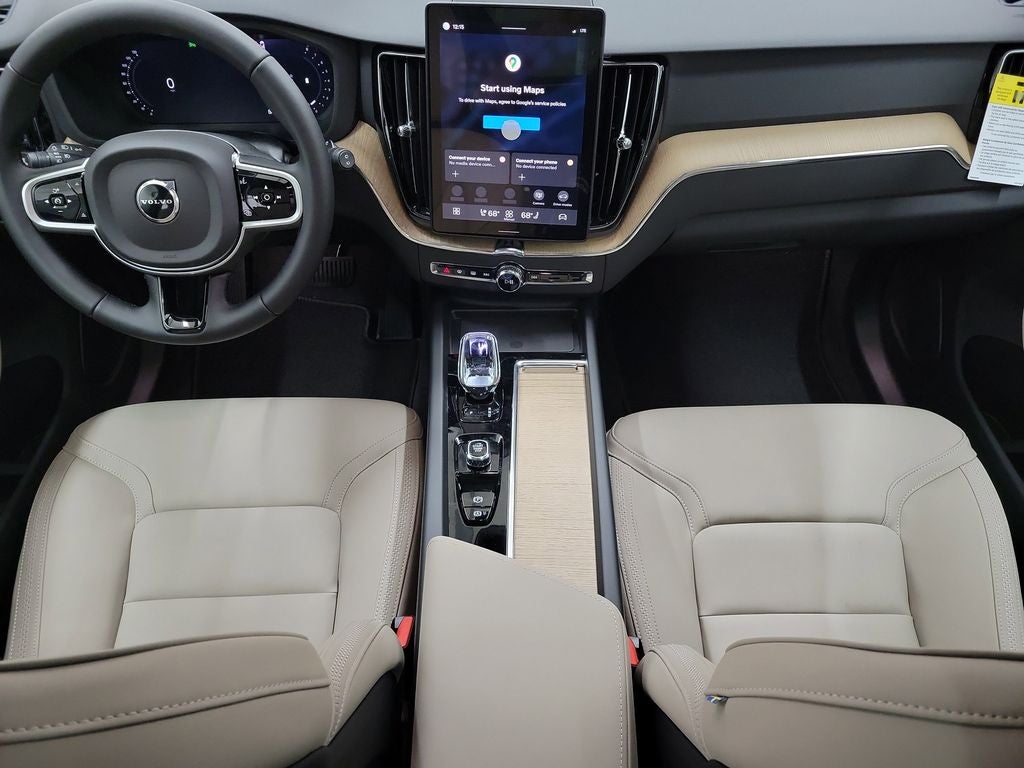 2026 Volvo XC60 B5 Plus