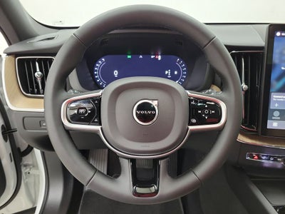 2026 Volvo XC60 B5 Plus