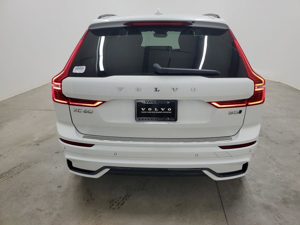 2025 Volvo XC60 B5 Plus